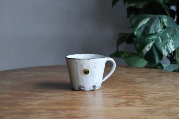 画像7: 信楽焼　へちもん　くし目粉引　マグカップ