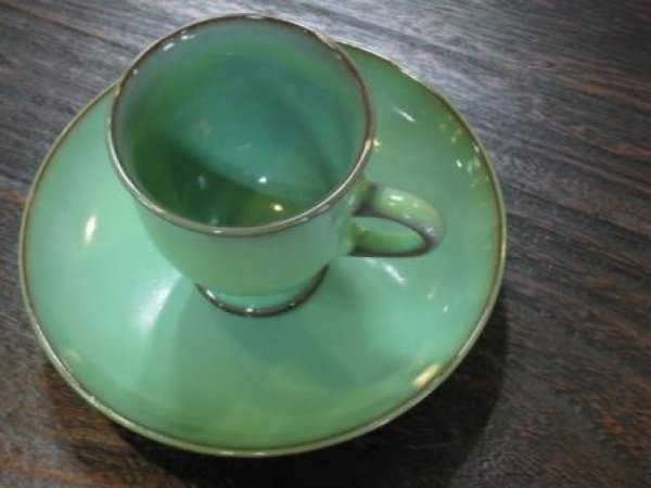 画像2: 有田焼　横石臥牛作　緑釉　コーヒー碗皿